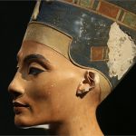 A Berlino si festeggiano i 100 anni di Nefertiti